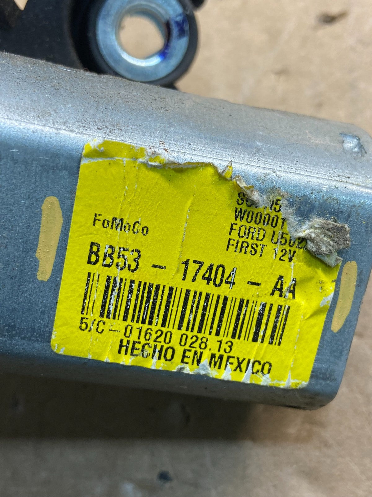 2011 to 2019 Ford Explorer Rear Windshield Wiper Motor AG1502 DW5