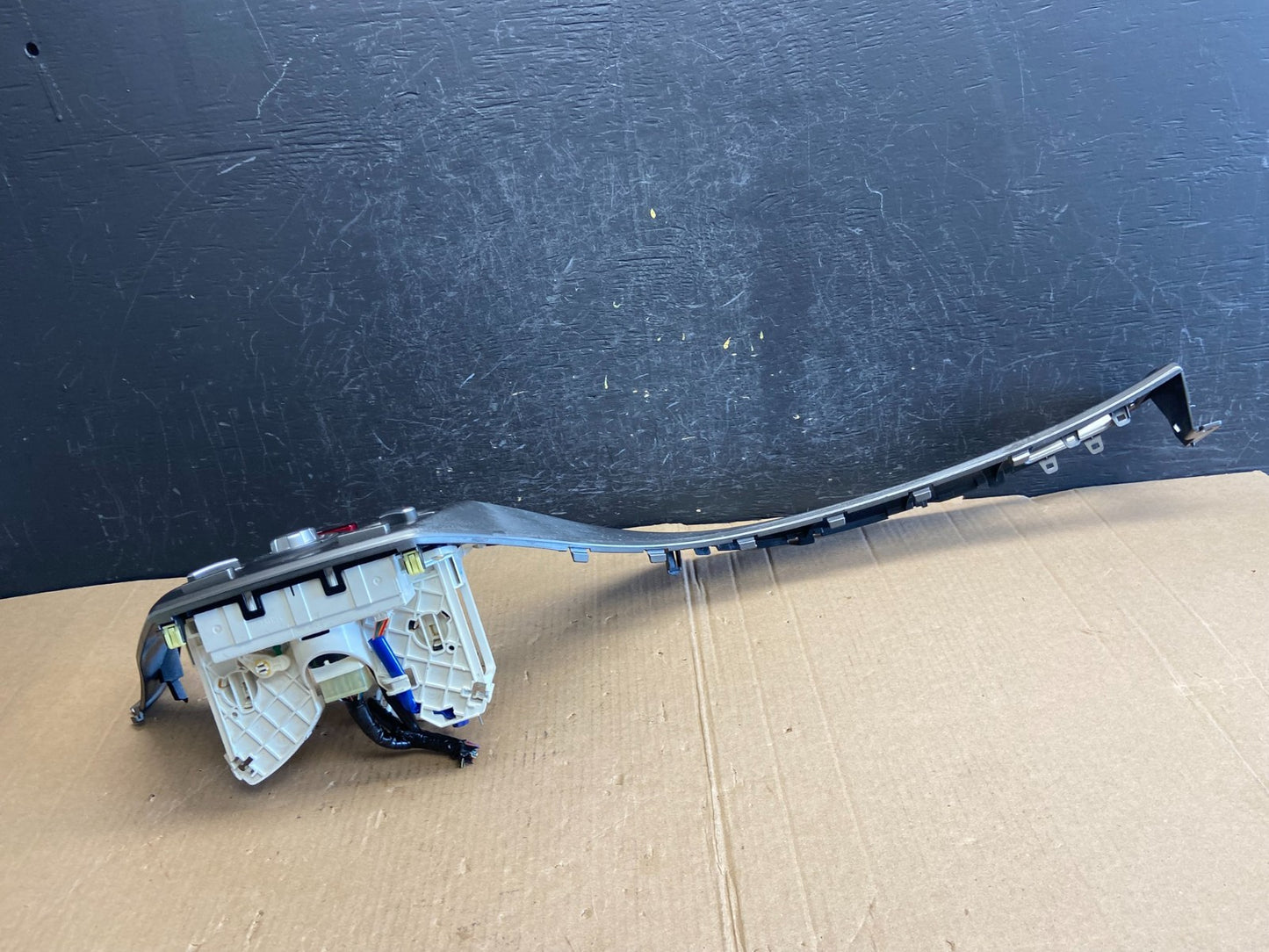 2009 to 2013 Subaru Forester Temperature Control Climate Heat A/C AE4234 DG1