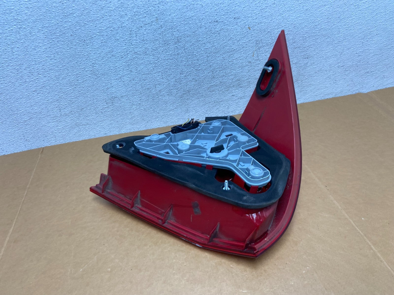 2005-2007 Mercedes-Benz C 230 - W203 C-Class Right Passenger Tail Light AD88925