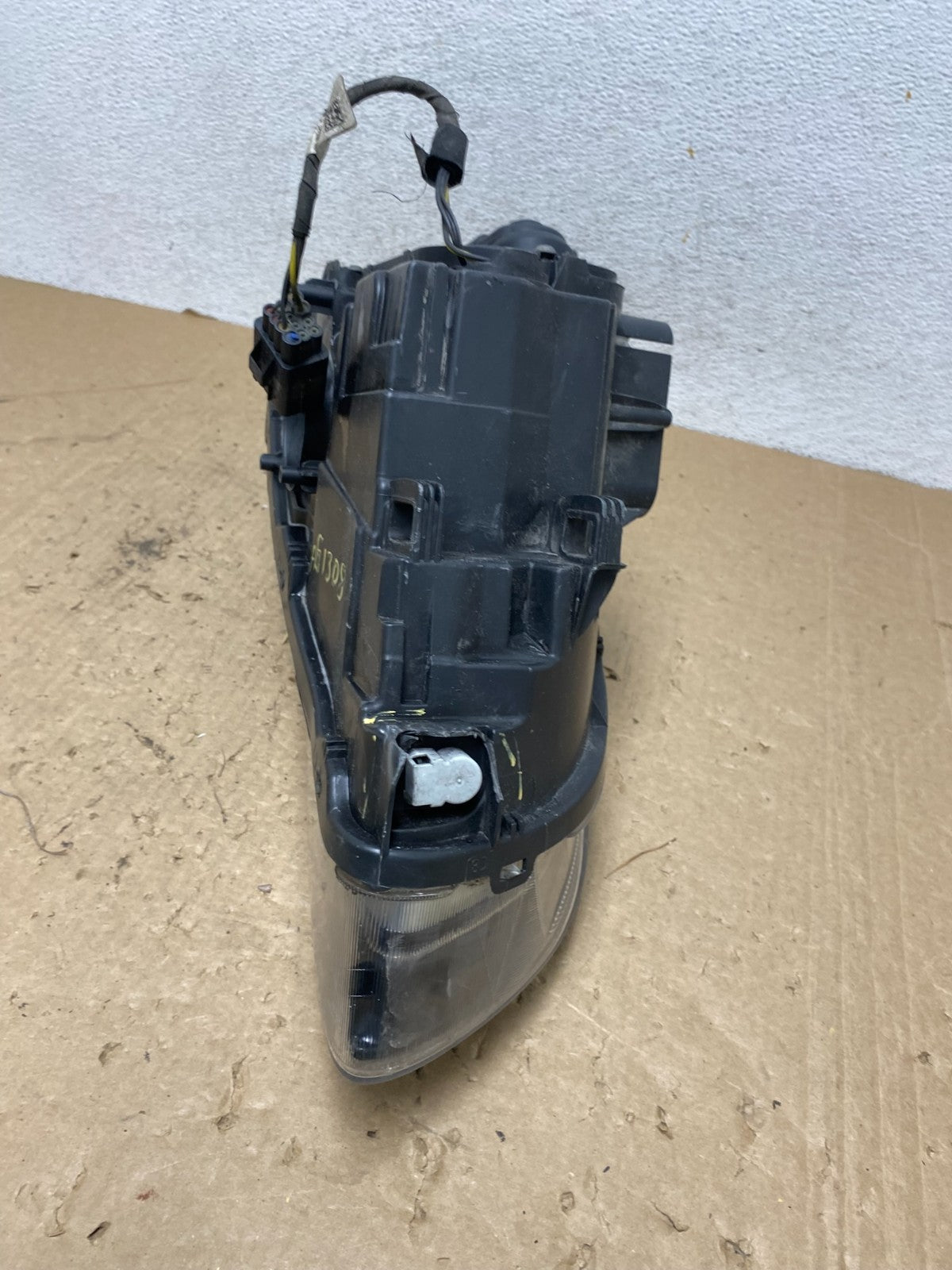 2014 to 2018 Volvo S60 Driver Left Driver LH Side Headlight AG1308 DG11