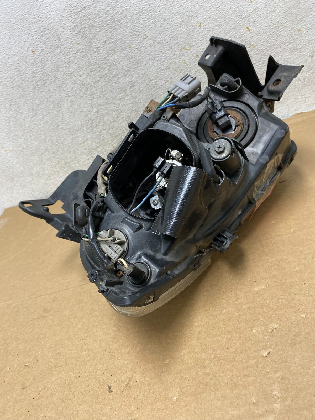2008 - 2014 Subaru Tribeca Right Passenger Side Halogen Headlight AH8194 DW4