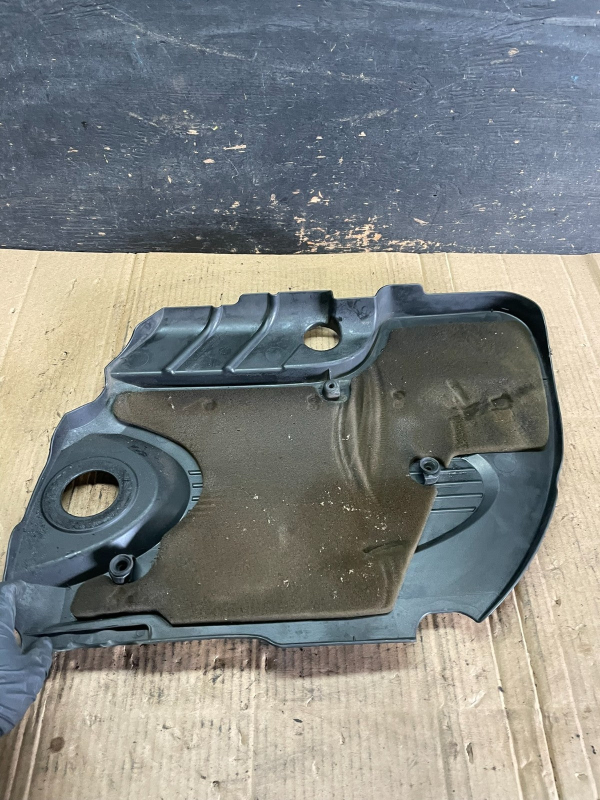 2006 2011 Chevrolet Impala V6 VVT Engine Cover Shield OEM S6046 DG4