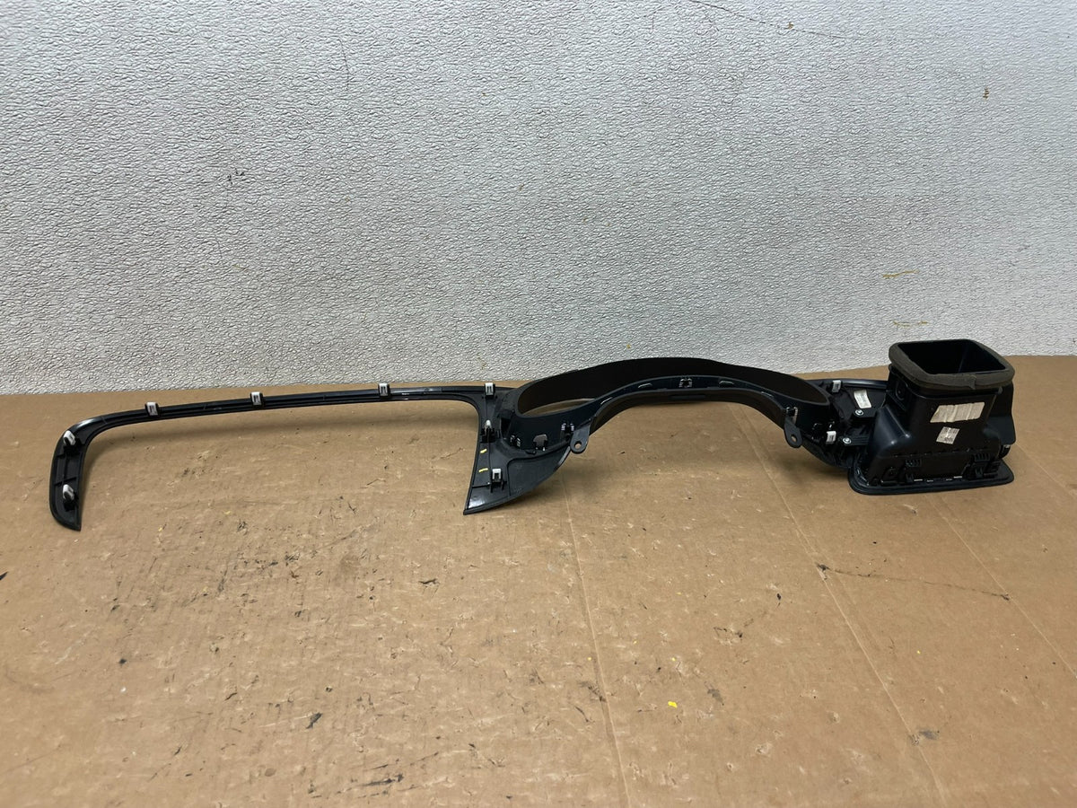2015-2017 Chrysler 200 Speedometer Cluster Dash Bezel Trim W/ Vent v5085 DG4