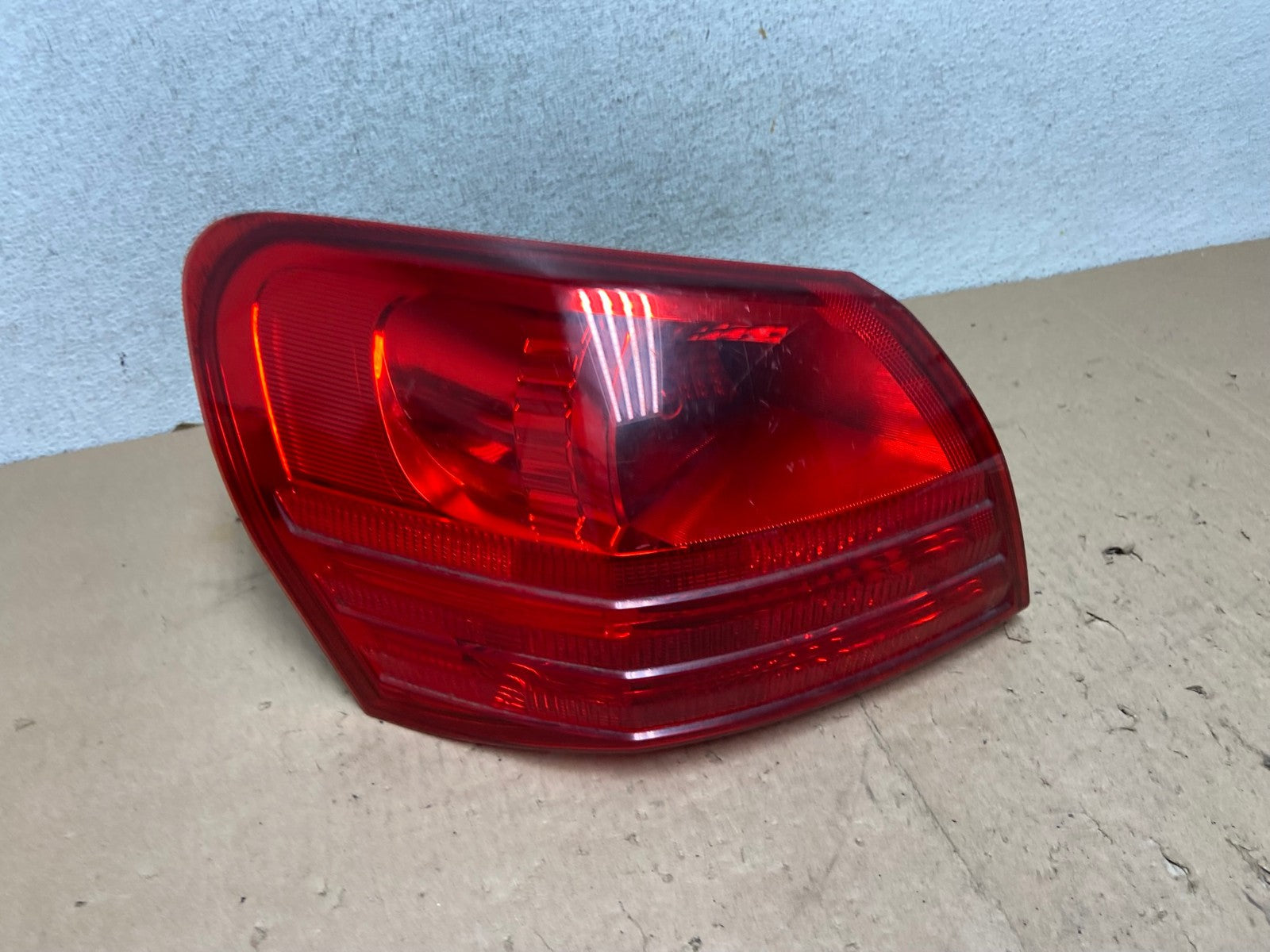 2008 to 2015 Nissan Rogue Left Driver Lh Side Tail Light AG5512 LK0