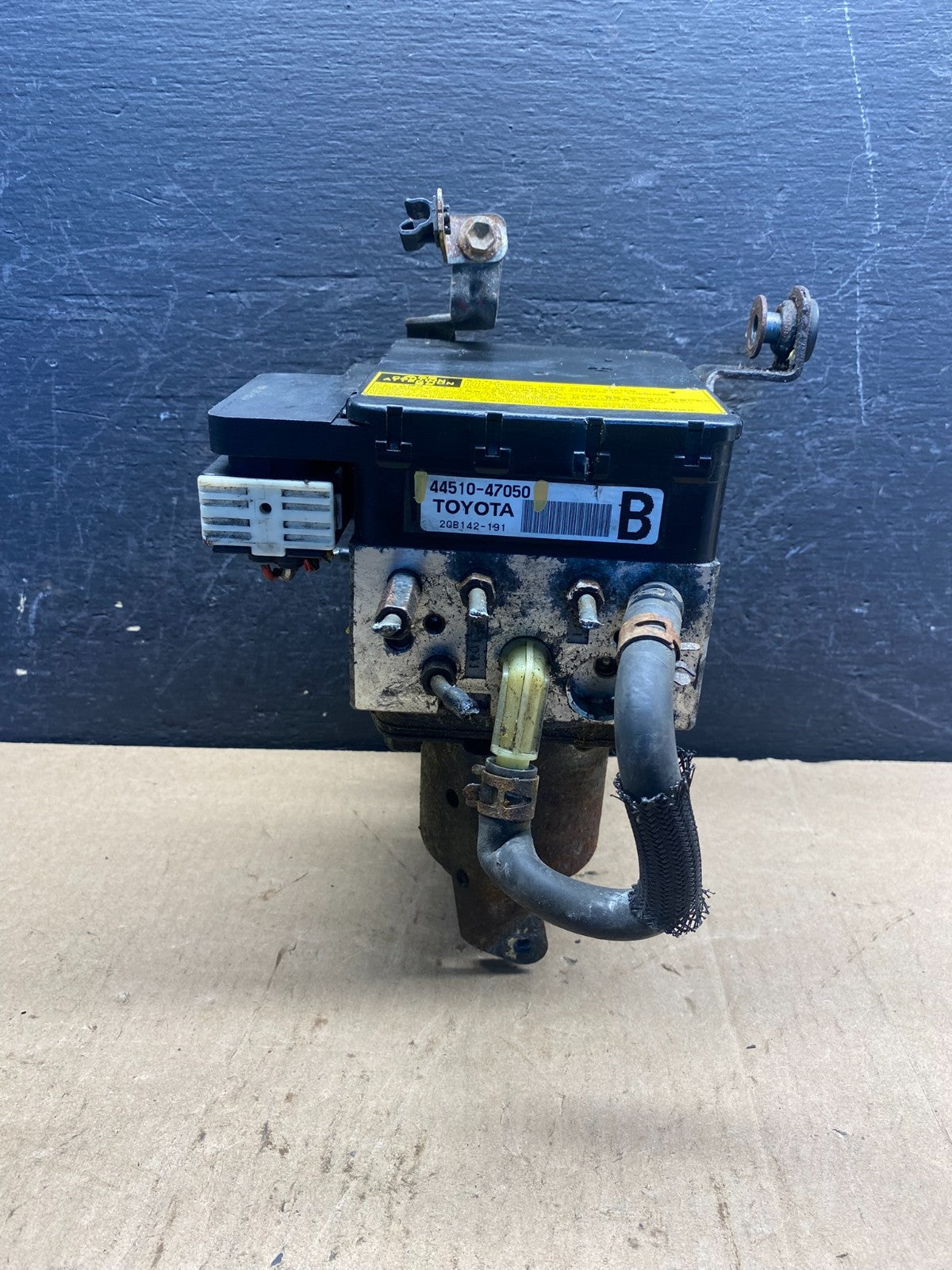 2004 - 2009 Toyota Prius ABS Brake Pump Anti Lock Module AE7498 DW1