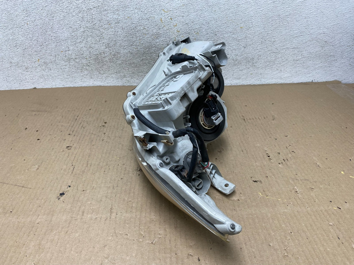 2007 - 2009 Toyota Camry Halogen Right Passenger Headlight AH5824 DW10