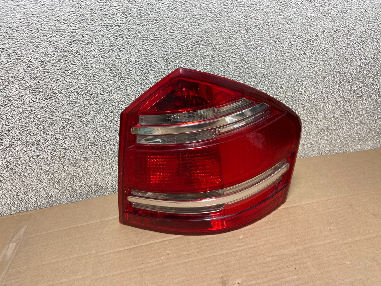 2007 to 2009 Mercedes GL-Class GL450 Right Passenger Tail Light OEM AA8645 LK0