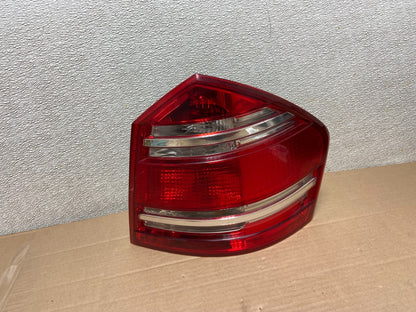 2007 to 2009 Mercedes GL-Class GL450 Right Passenger Tail Light OEM AA8645 LK0