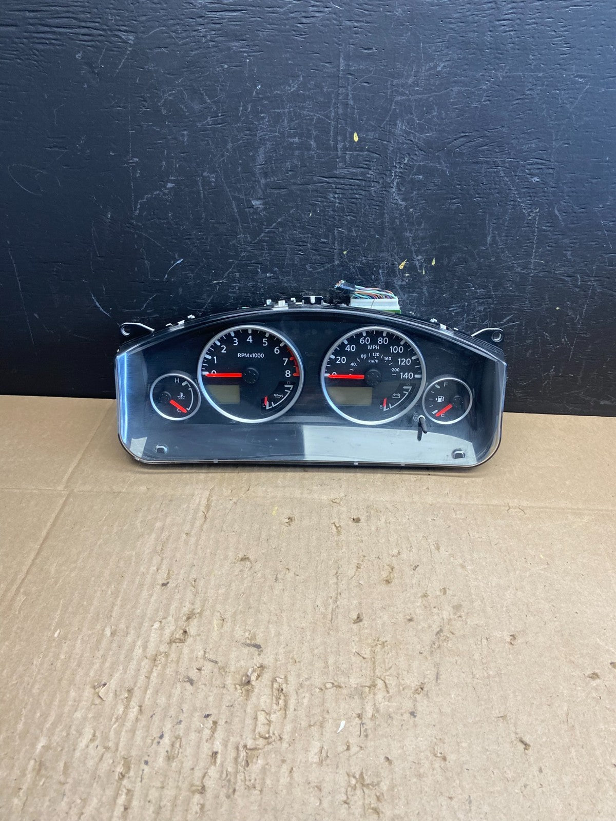 2006 - 2007 Nissan Pathfinder Xterra Cluster Speedometer Instrument OE AB9812 DG0