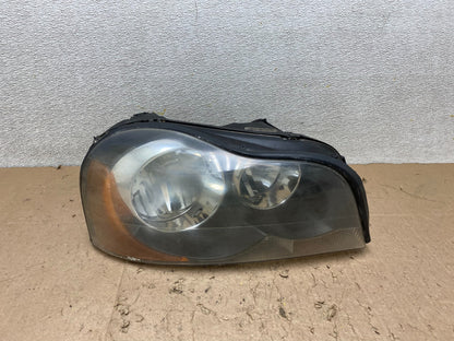 2003 to 2006 Volvo XC90 Right Passenger Rh Side Headlight Halogen W3000 DW0