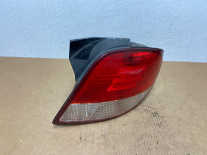 2000-2002 Hyundai Tiburon Right Passenger Rh Side Tail Light Oem AC2975 LK2
