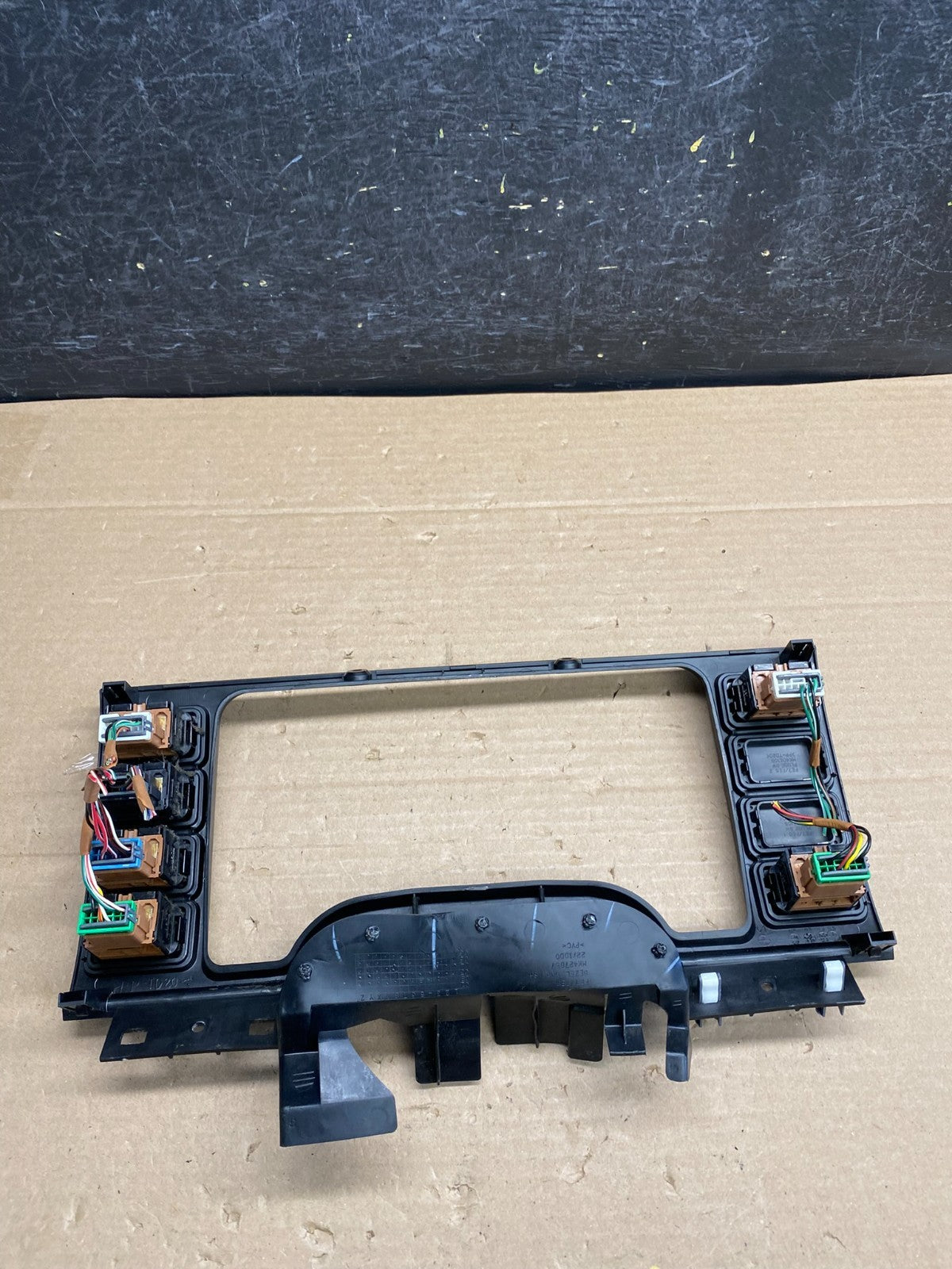 2006-2008 Mitsubishi Fuso Speedometer Instrument Cluster Bezel Switches ag52653
