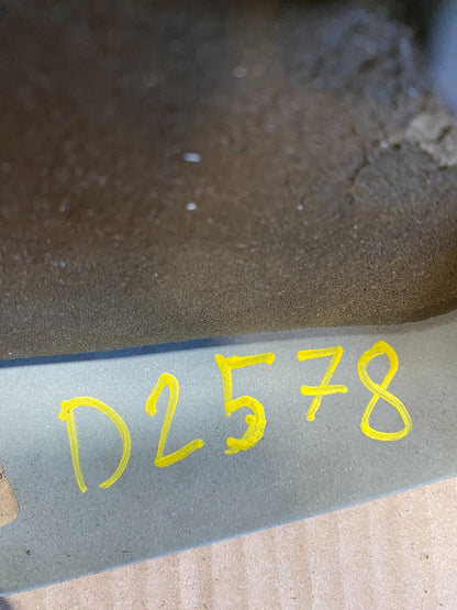 2004 to 2007  Cadillac CTS 3.6L Plastic Engine Cover Shield D2578 OEM DG17