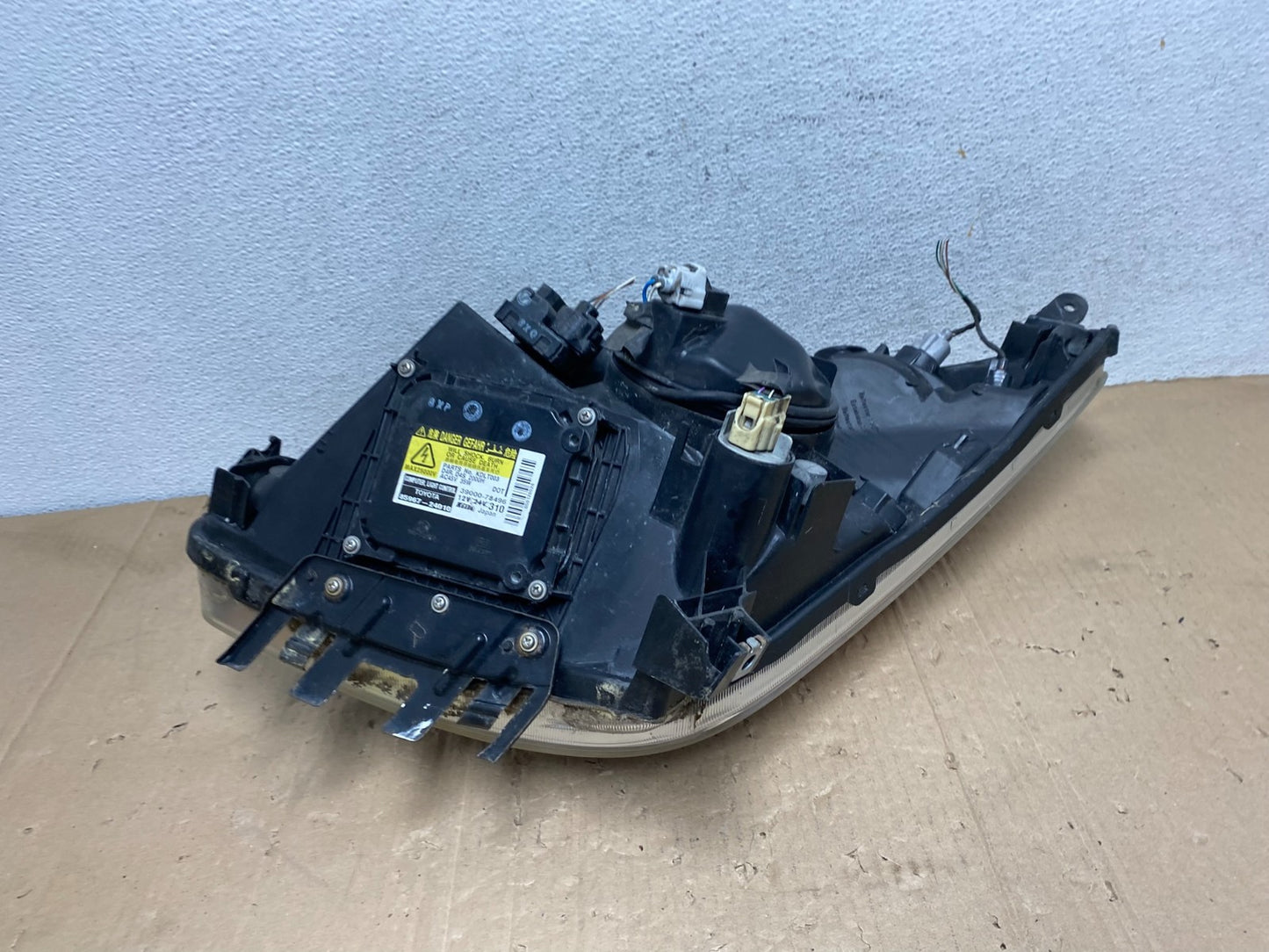 2006-2009 Toyota Prius Right Passenger Rh Side Headlight Xenon HID AE9246 DW7