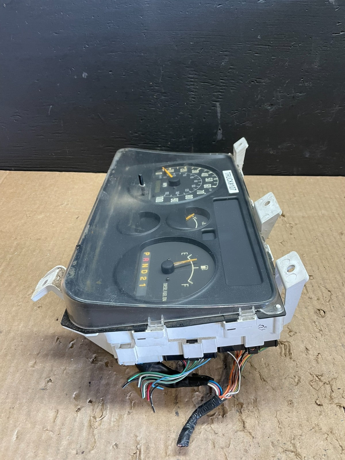 2005 to 2007 Isuzu NPR W4500 W5500 Cluster Speedometer AB75336