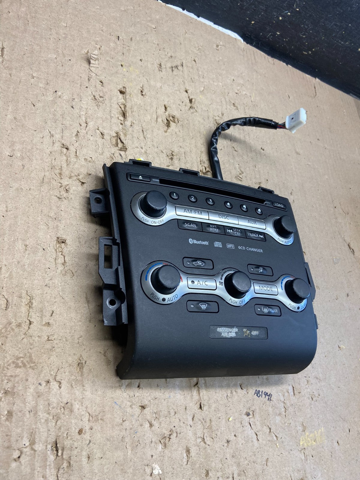 2009 2010 Nissan Maxima Radio Panel Climate Control Bezel Trim OEM ab5617 DG2
