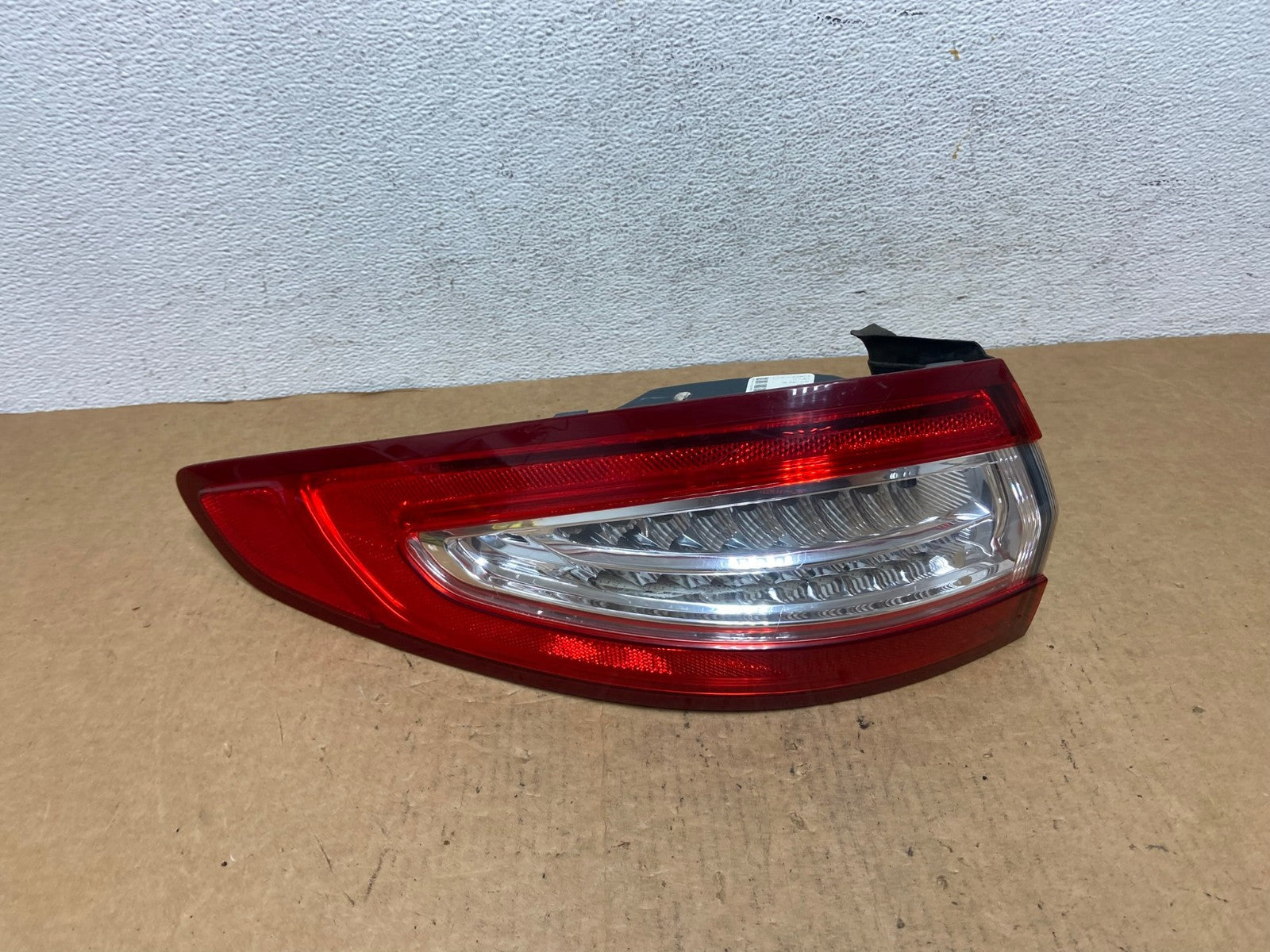 2013 to 2016 Ford Fusion Left Driver LH Side Tail Light AD4698 LK0