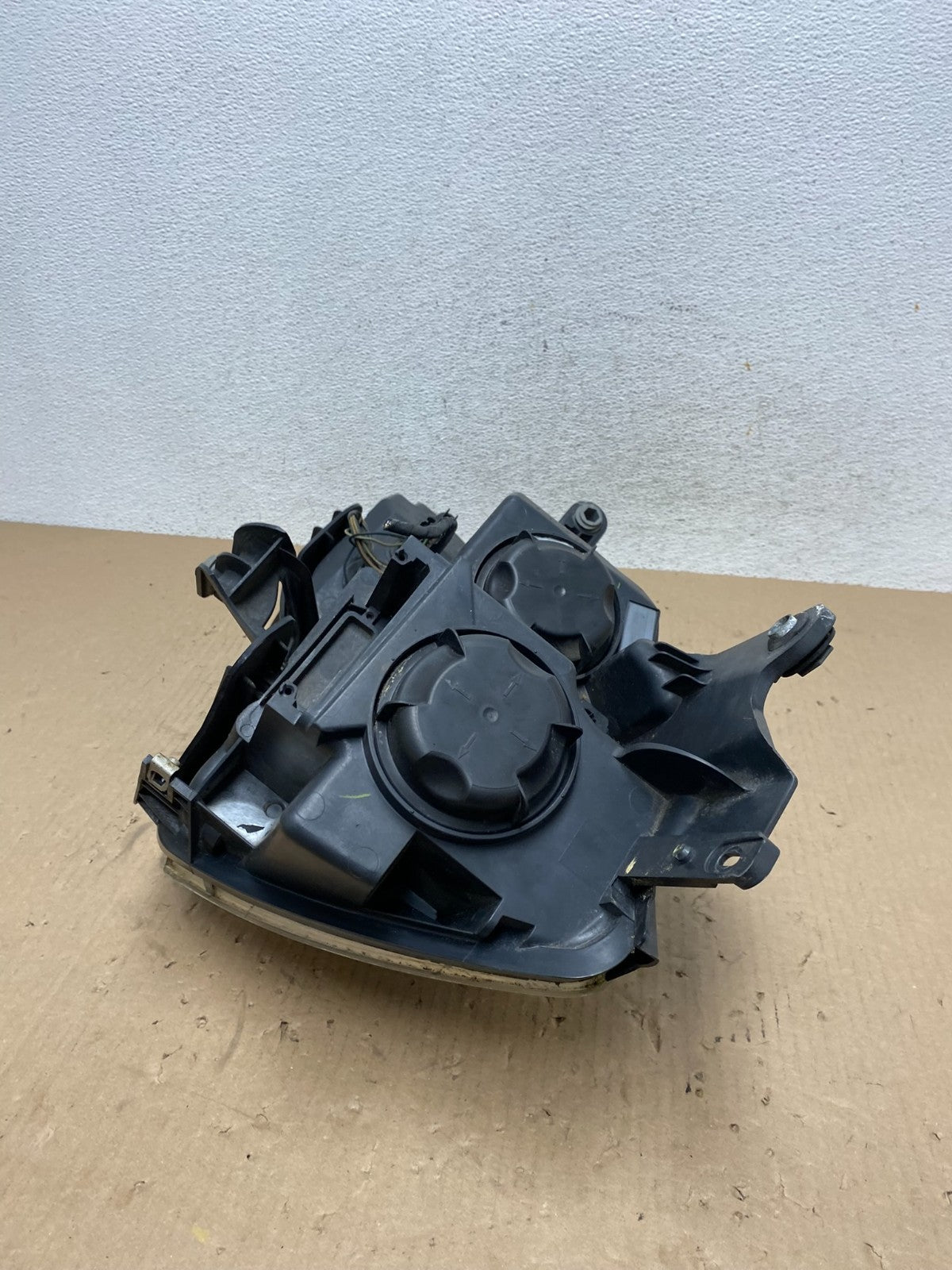 2007-2012 Gmc Acadia Halogen Headlight Right Passenger Side AE8895 DW7