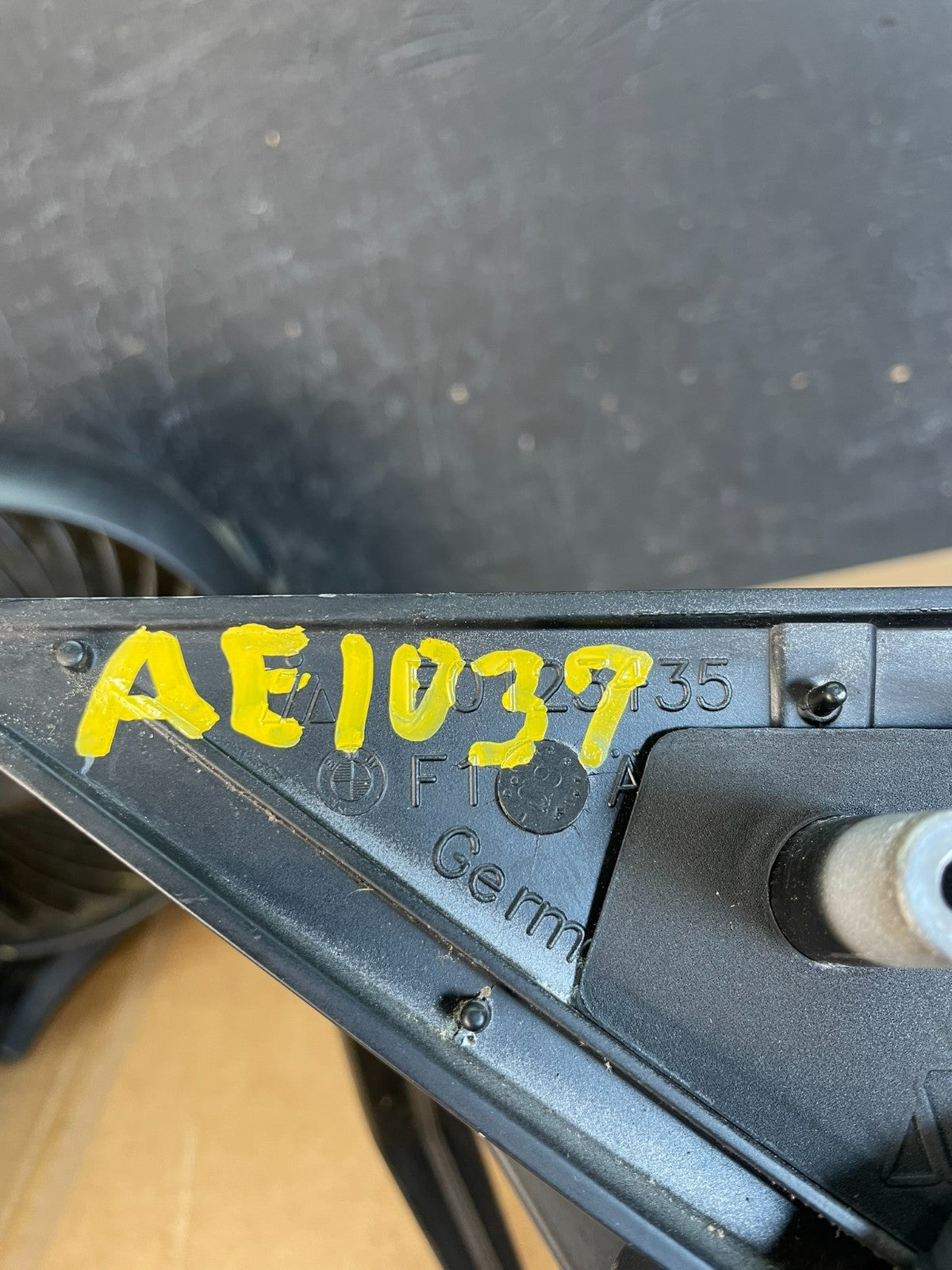 2011 to 2013 BMW F10 5 Series Left Side Door Mirror Side View AE1037 DW12