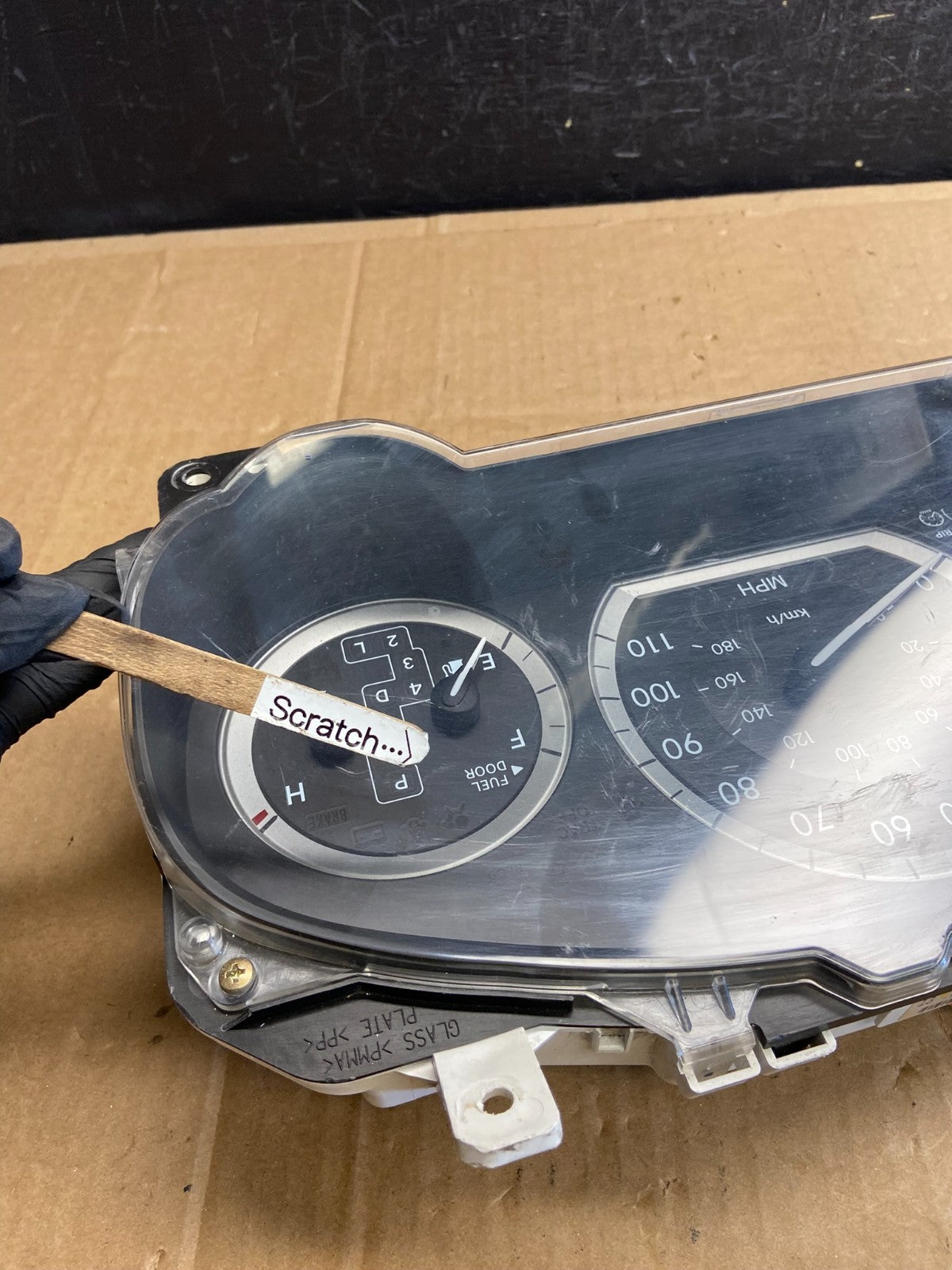 2004 2005 Toyota Sienna Speedometer Cluster Gauge AD2139 DG3