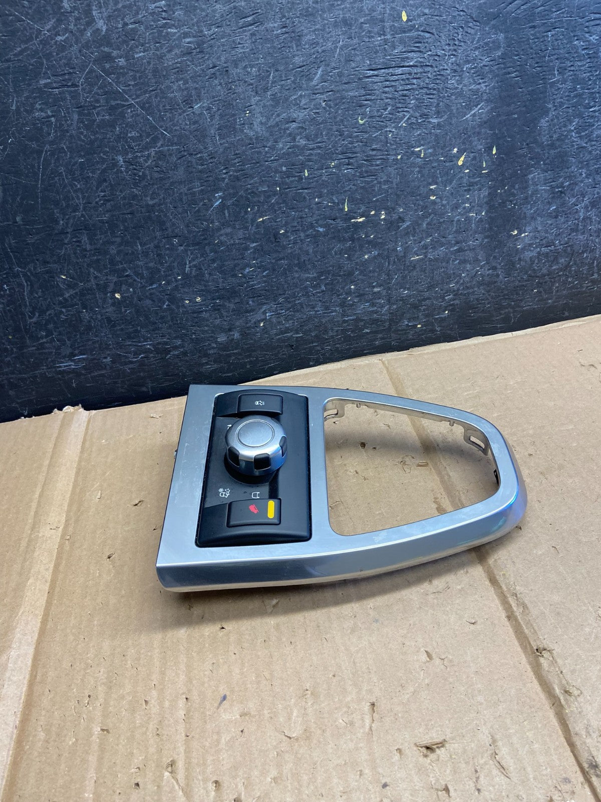 2007 - 2015 Land Rover LR2 Terrain Traction Switch AT 6H52 14B596 ah5670 DG1