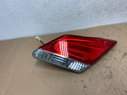 2011 to 2012 Toyota Avalon Right Passenger Side Tail Light Inner AF3240 DW0
