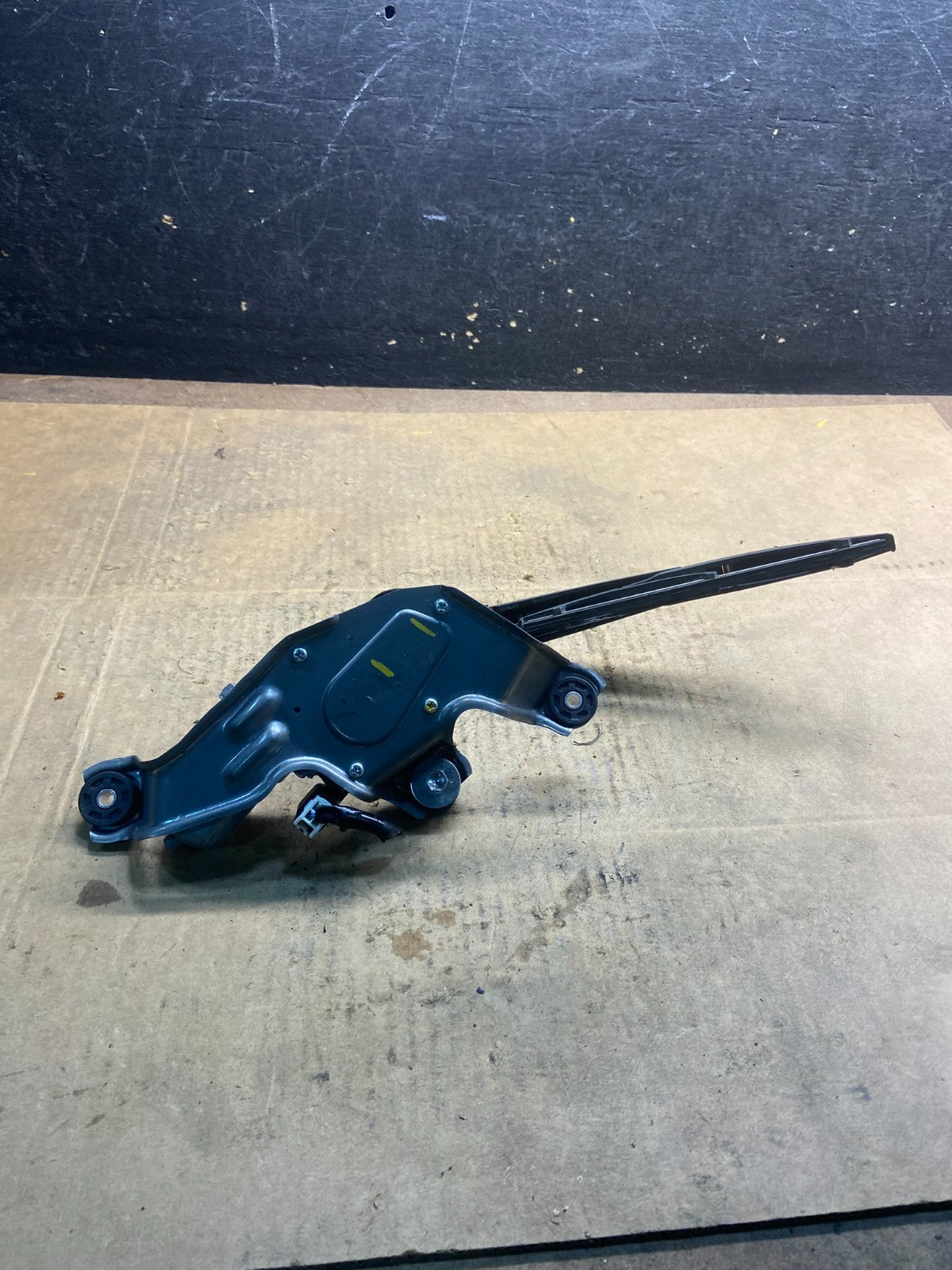 2008 to 2014 Scion xD Rear Wiper Motor OEM y3730 DG5