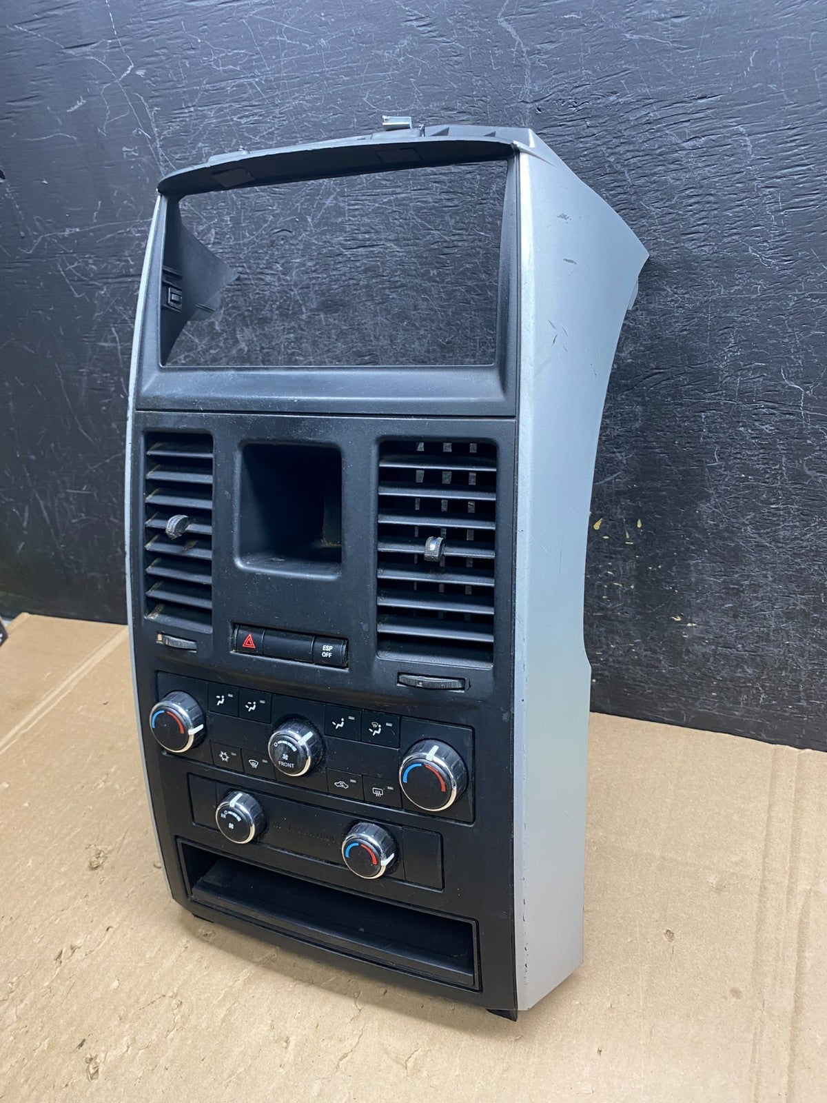 2008-2010 Dodge Grand Caravan A/C Climate Control Unit Bezel Trim AJ1348 DG1