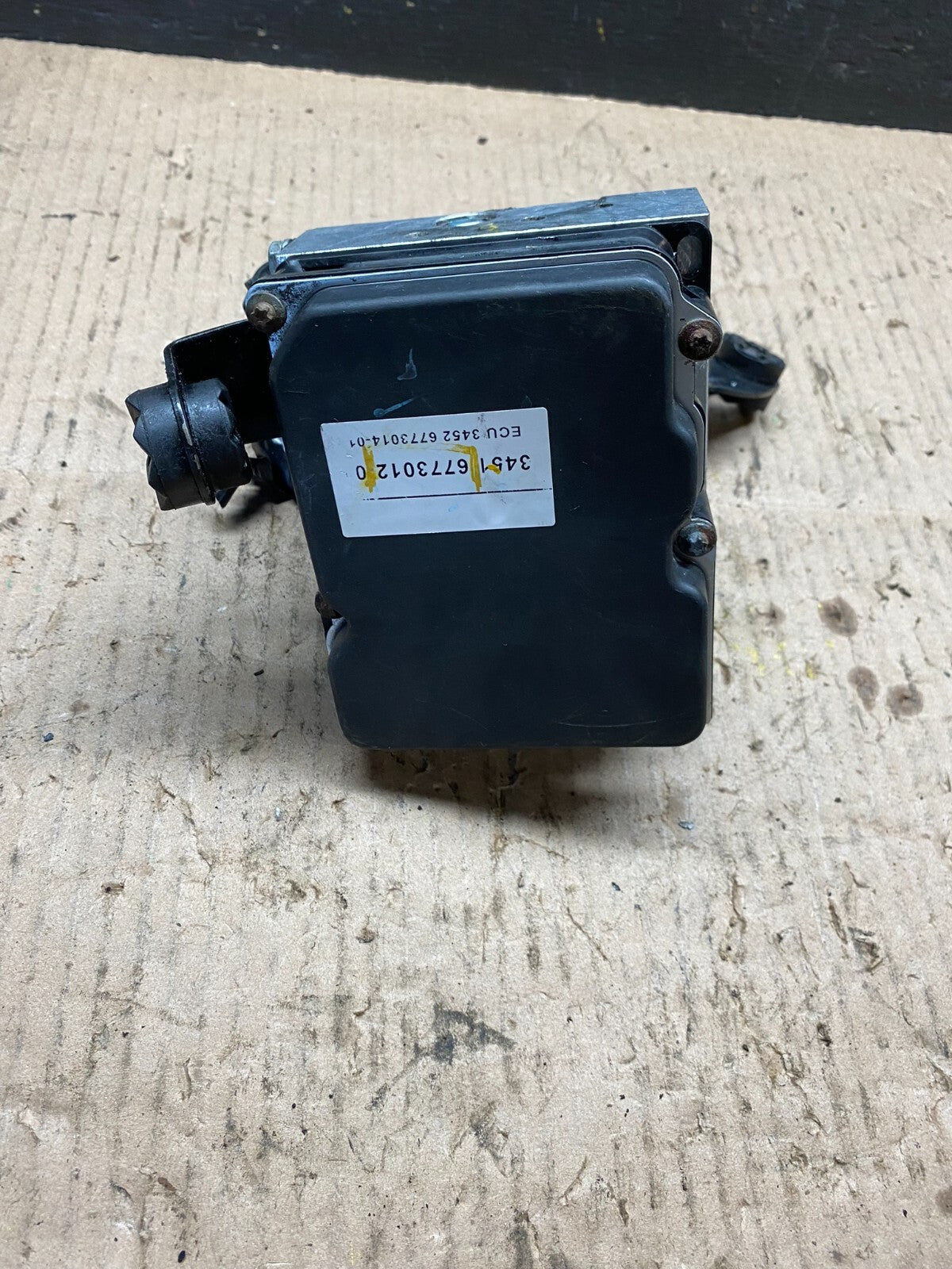 2004 2005 2006 BMW X3 ABS Anti-Lock Brake Pump 3451 6773012-0 OEM C2243 DG14