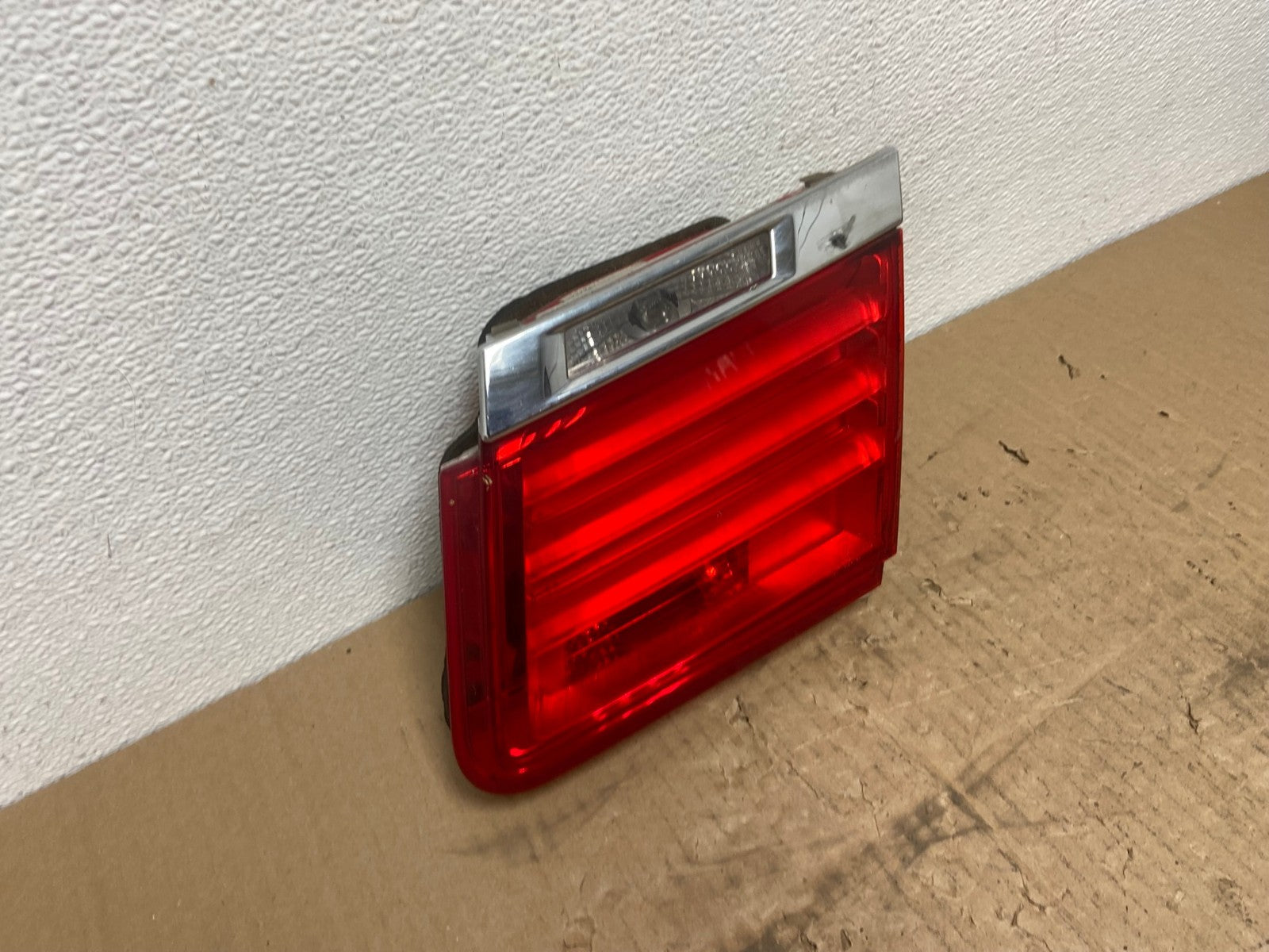 2009 - 2012 Bmw 7-Series F01 F02 750i Right Passenger Inner Tail Light AB8344 LK2