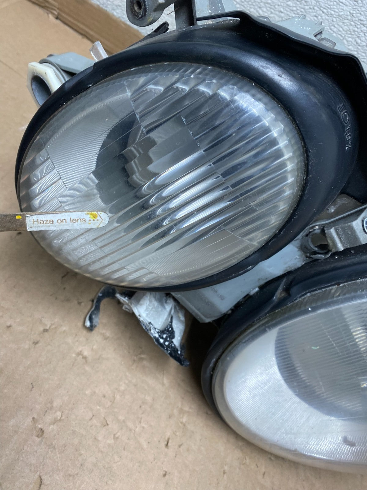 1997-1999  Mercedes E E320 E430 Left Driver LH Side Headlight Xenon U8498 DW5