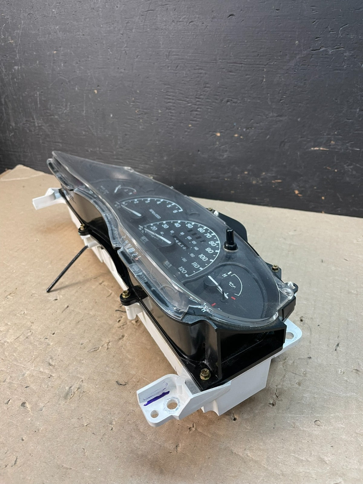 2001 2002 2003 Ford Explorer Speedometer Cluster Gauge AE3388 DG2