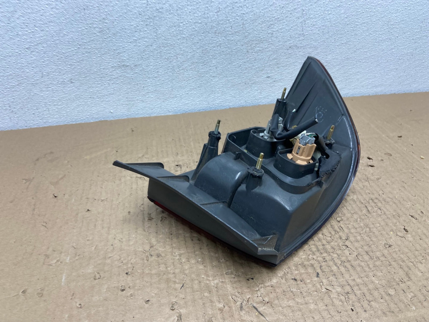 1997 1998 1999 Lexus ES300 Right Passenger RH Side Tail Light OEM AC4025 LK4