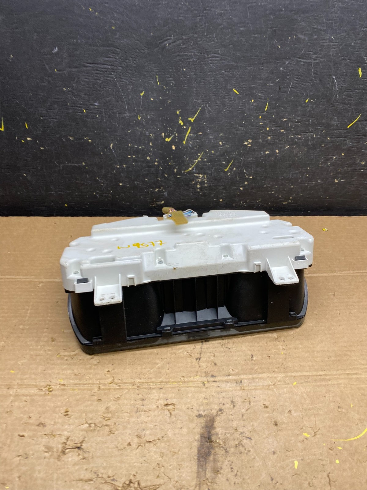 2006 to 2007 Toyota Highlander Speedometer Insrument Gauge Cluster W9578 DG5