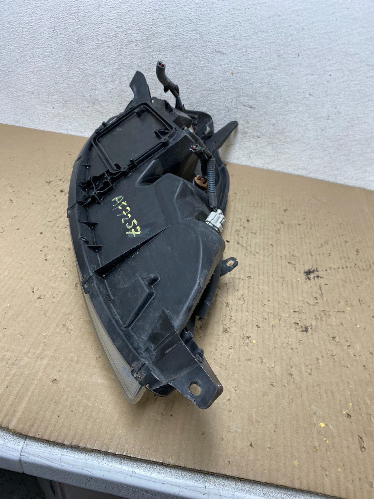 2006 to 2010 Toyota Sienna Left Driver Lh Side Headlight Halogen AF7257 DW8