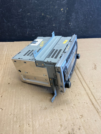 2007 2008 2009 Hyundai Santa Fe AM/FM Radio CD Player AE1699 DG3