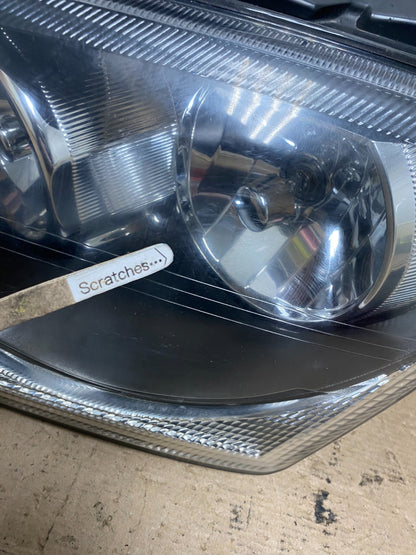 2004 to 2006 Chrysler Pacifica Headlights Left+Right Halogen AF4627 DW3