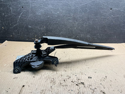 2011 to 2014 Ford Edge Licnoln MKX Rear Windshield Wiper Motor OEM V8833 DG1