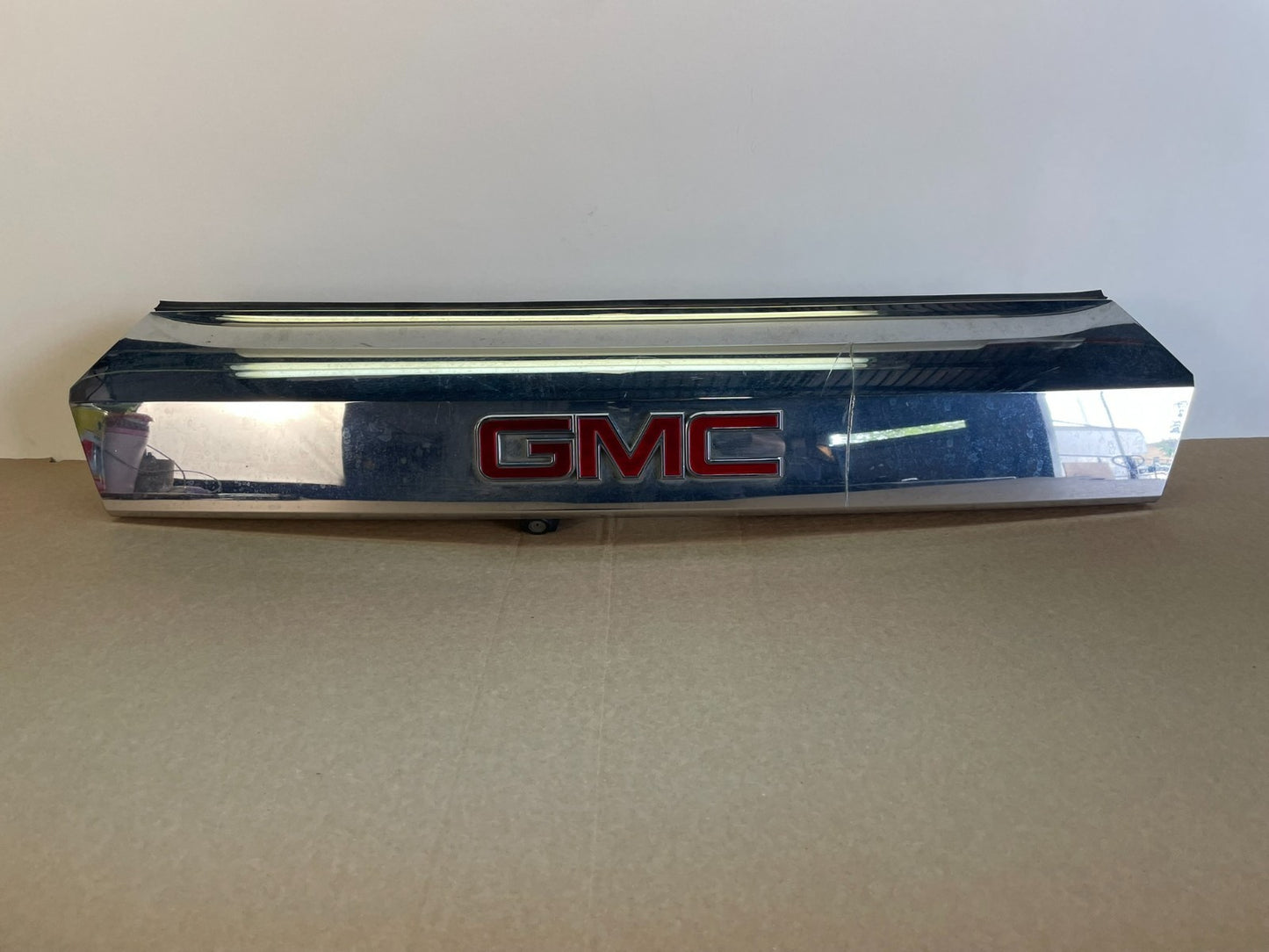 2010-2015 Gmc Terrain Lift Gate Handle Trim Back Up Camera 23188128 AG9973 DG0
