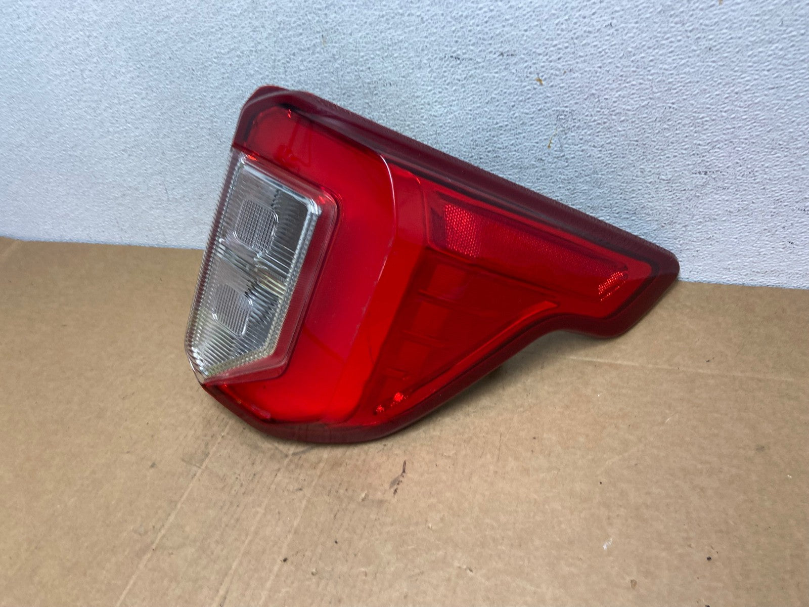 2020 2021 2022 2023 Ford Explorer Right Passenger Side Tail light AD5484 LK1