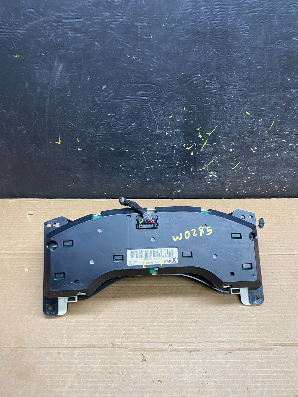 2010 20011 Chevrolet Express Speedometer Cluster Gauge w0285 DG4