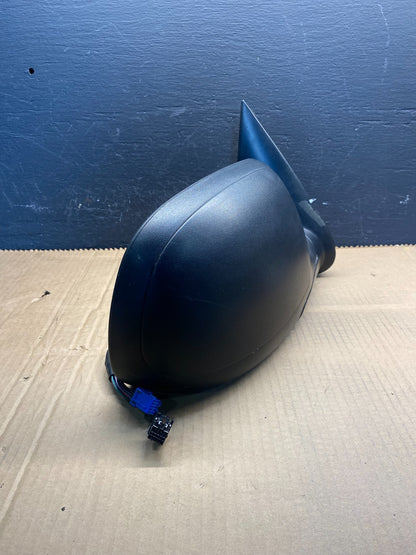2003-2006 Chevrolet Tahoe Suburban Right Passenger Turn Door Mirror ac7859 DG1