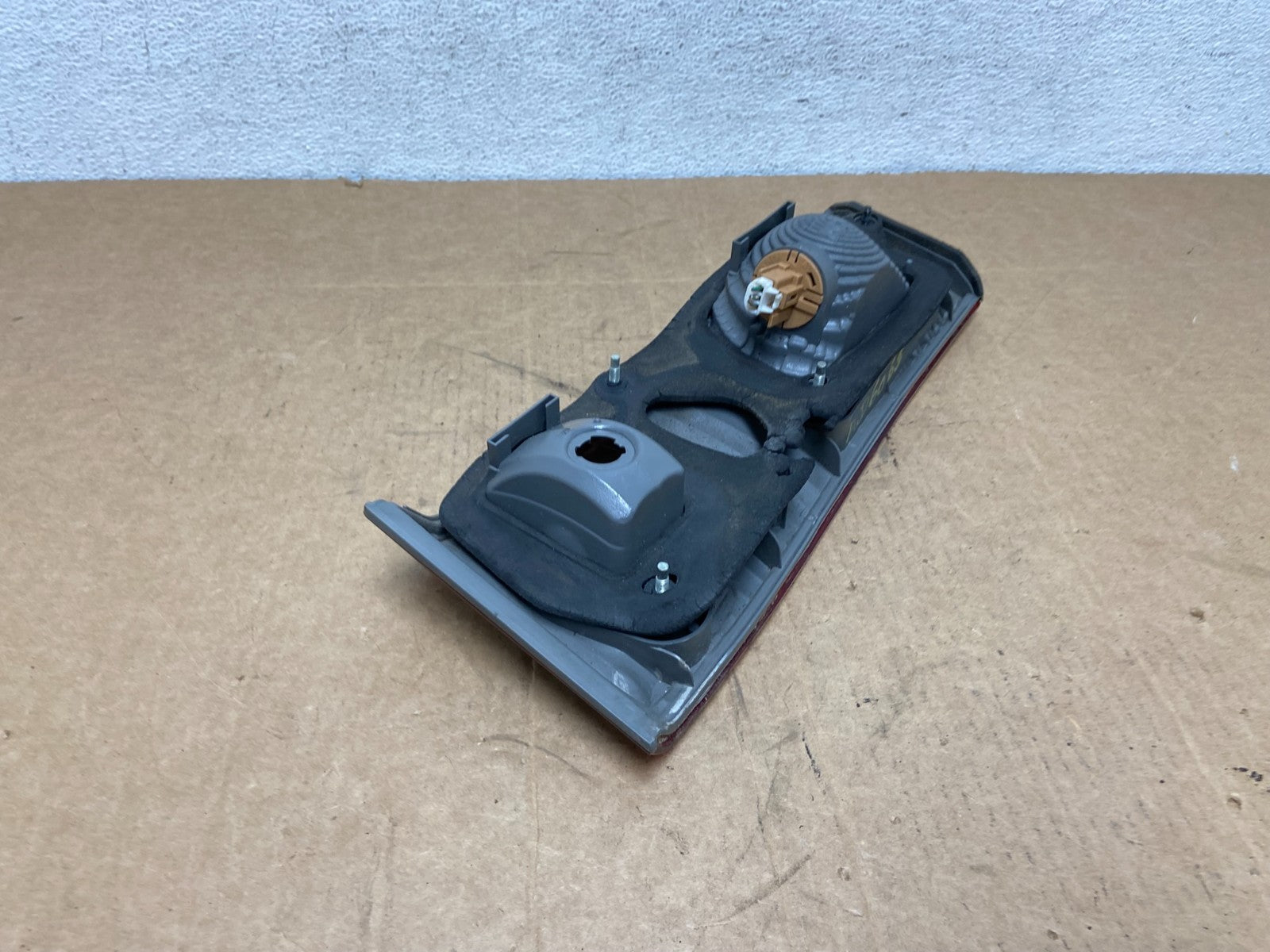2000-2001 Toyota Camry Tail Light Left Driver LH Side Inner AD6065 DW5