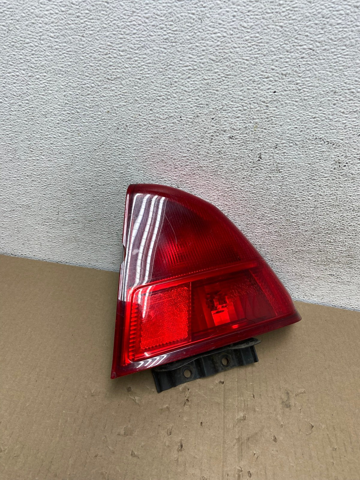 2001 2002 Honda Civic Sedan Right Passenger Rh Side Tail Light AE9536 LK2