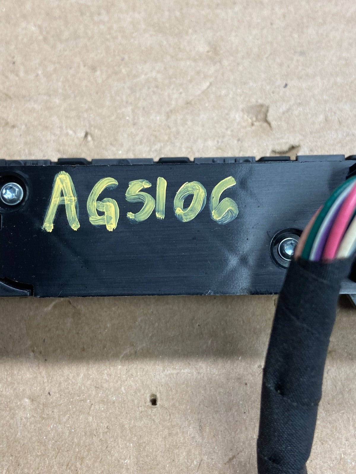 2013 - 2017 GMC Acadia Center Dash Hazard Warning Switch AG5106 DG4