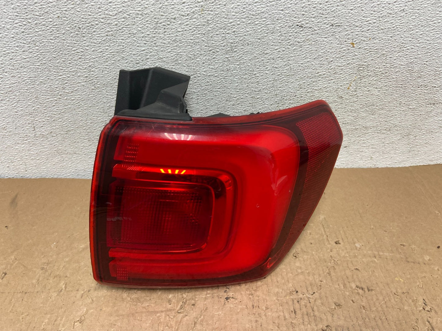 2017 to 2019 GMC Acadia Right Passenger RH Side LED Tail Light AD8246 DG0