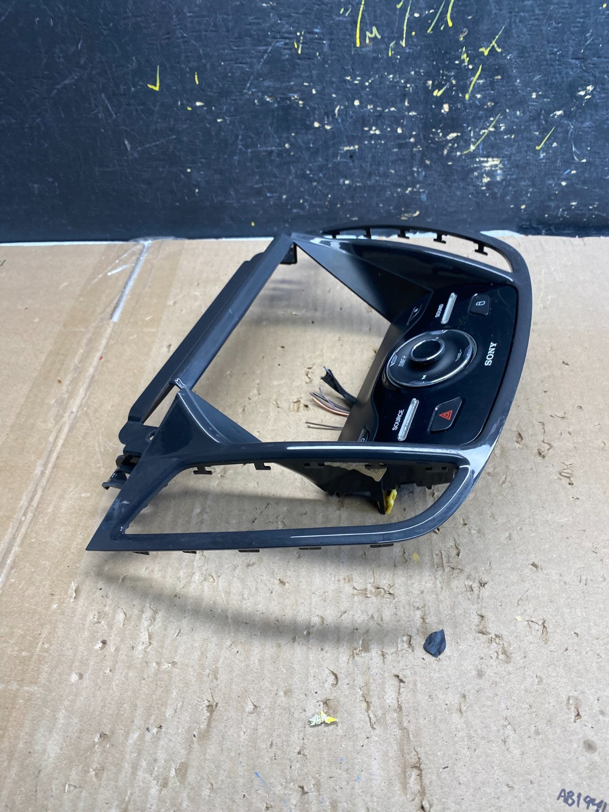 2013 2014 2015 2016 Ford Escape Dash Radio Control Panel Bezel ab2219 DG1