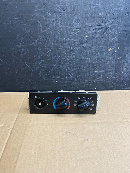 1995 to 2001 Explorer Dash Mount HVAC AC Heater Control F57H-19C733-AB AD20670