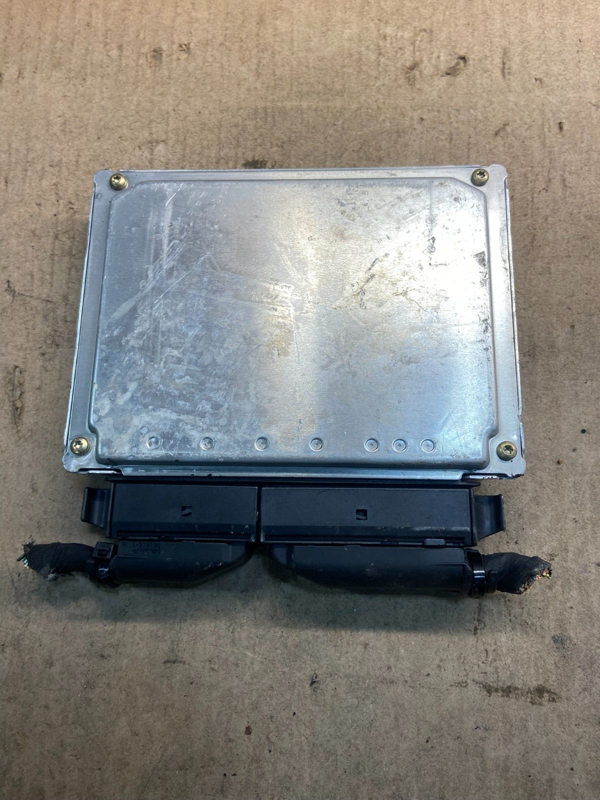 2001 to 2002 Audi A4 1.8L T Engine Computer Ecu Ecm 3B0907551BQ z8659 DG1