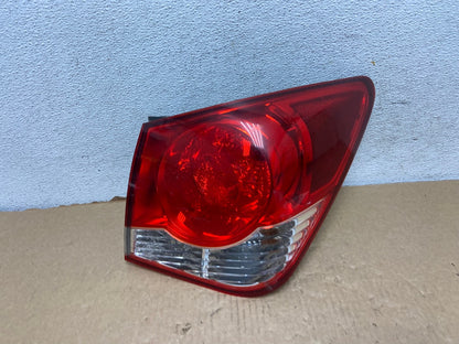 2011 2012 2013 2014 Chevrolet Cruze Right Passinger RH Side Tail Light AF7392 LK0